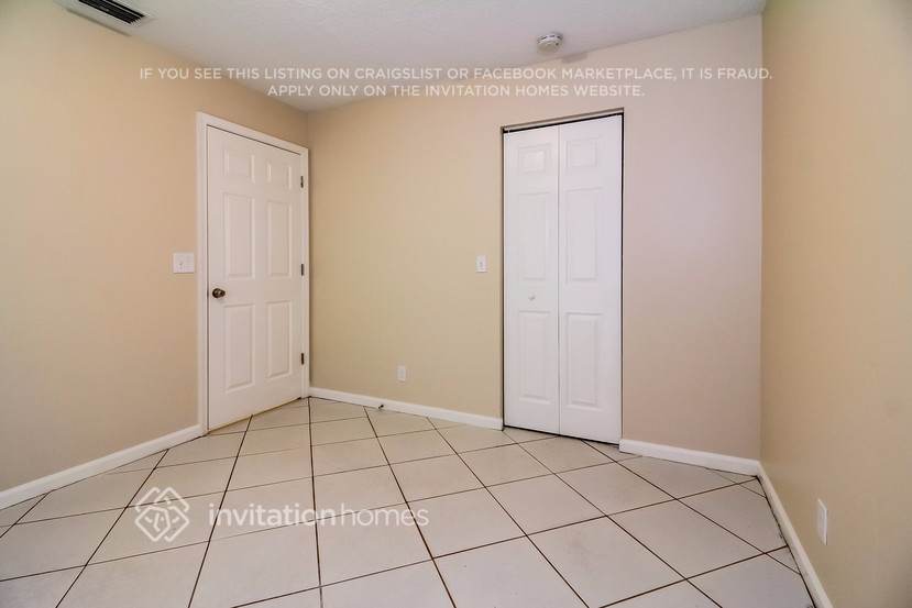 Building Photo - 120 Miramar Ave