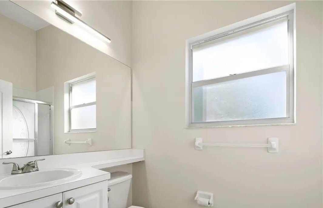 Building Photo - 314 Newport Dr