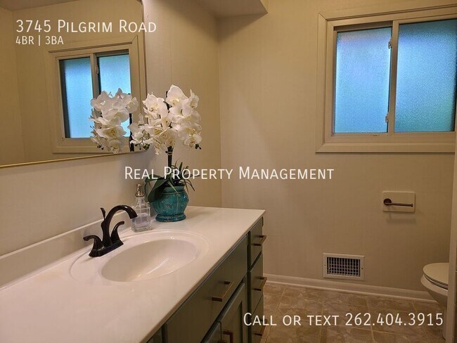 Building Photo - 3745 Pilgrim Rd