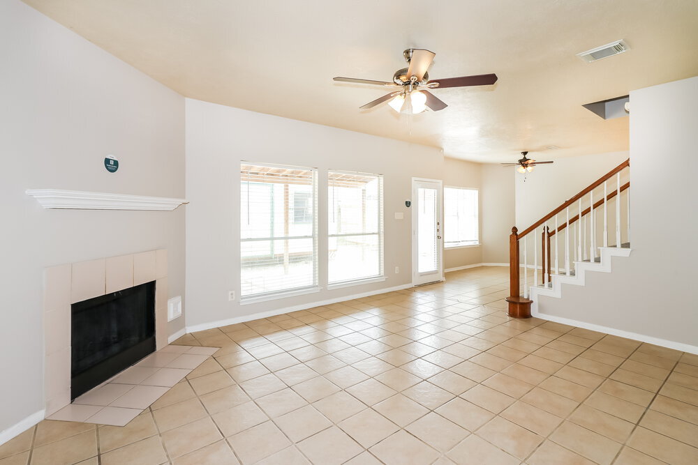 Building Photo - 11927 Oakner Dr