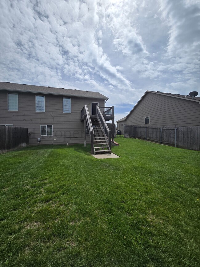 Building Photo - 5917 Millsboro St