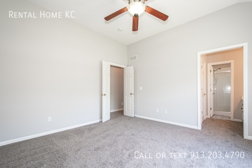 Building Photo - 23815 W 126th Terrace