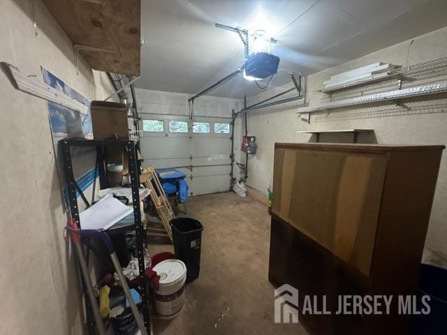 Building Photo - 81 Woodmere Dr