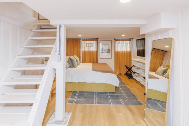 Building Photo - 3508 Tarpis Ave