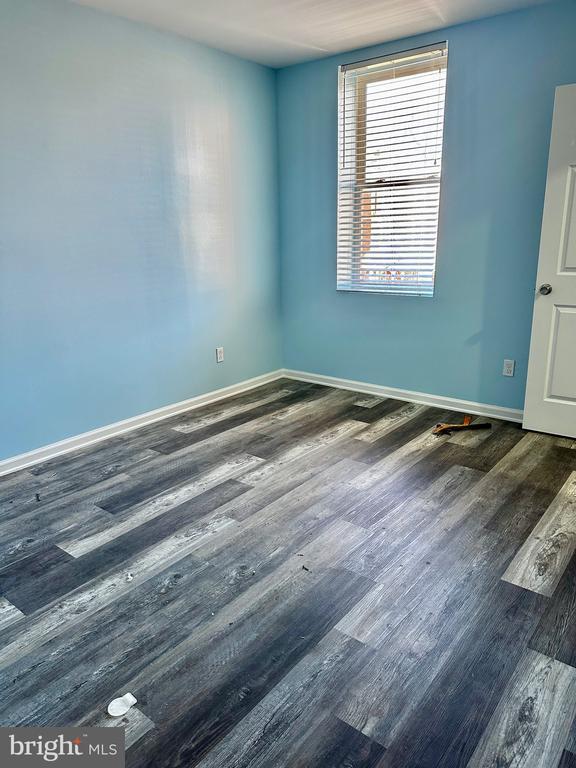 Building Photo - 542 Stanbridge St