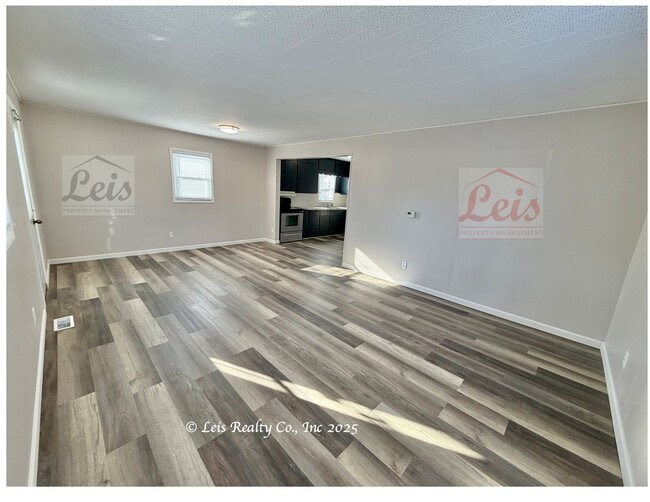 Building Photo - 205 N Mill St