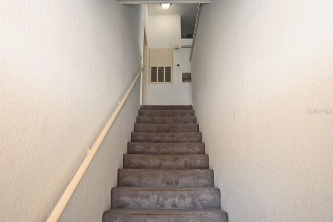 Building Photo - 36113 Deer Creek Dr