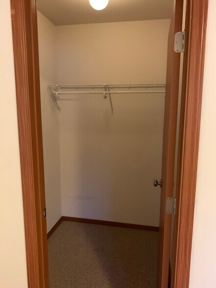 Building Photo - 520 K St