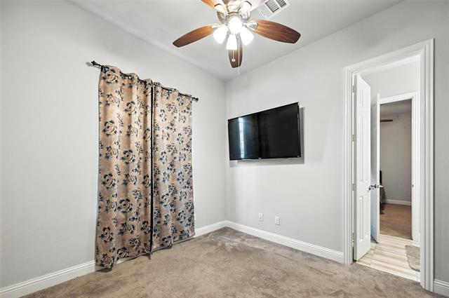 Building Photo - 13923 Hopewell Dr