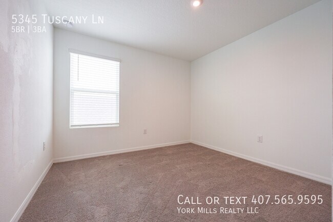 Building Photo - 5345 Tuscany Ln