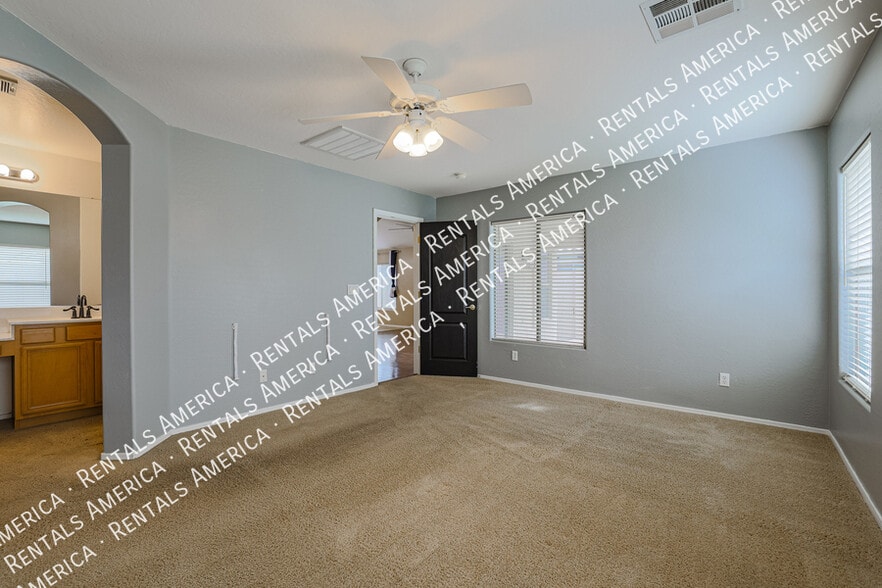 Building Photo - 3461 E Phelps St