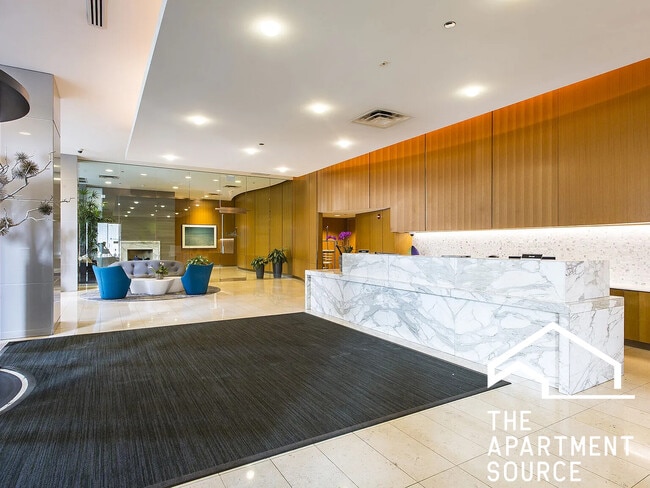 Building Photo - 225 N Columbus Dr