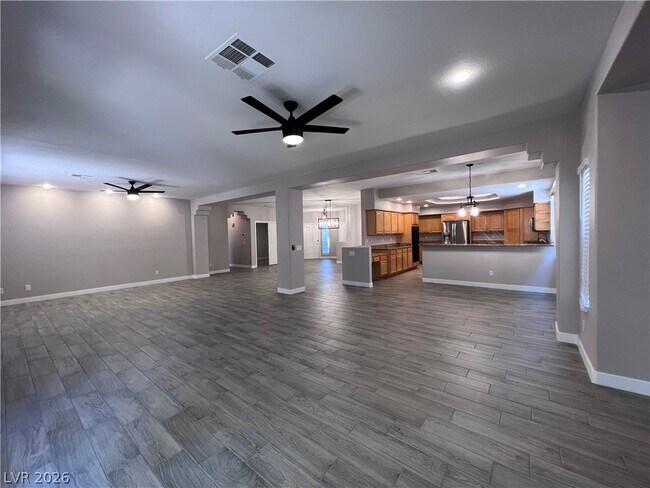 Building Photo - 693 Kentons Run Ave