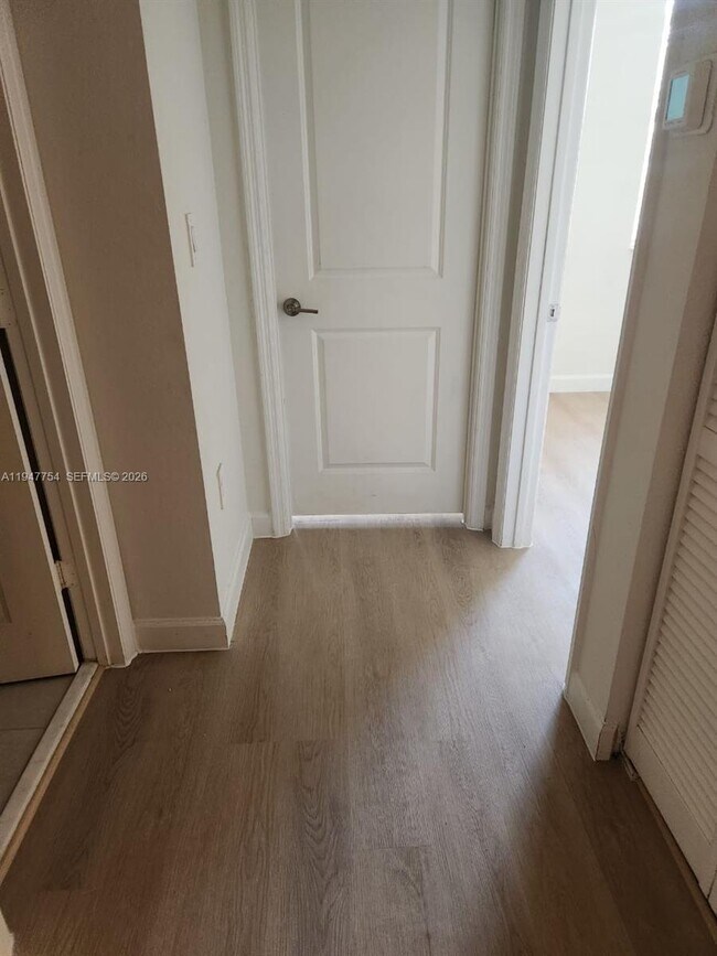 Building Photo - 12433 NW 23rd Ct