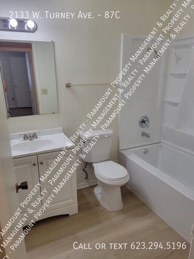 Building Photo - 2133 W Turney Ave