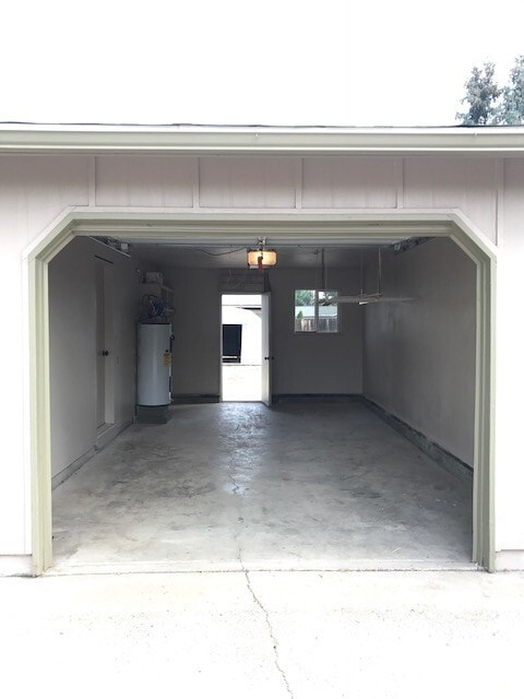 Building Photo - 2523 SW Fissure Loop