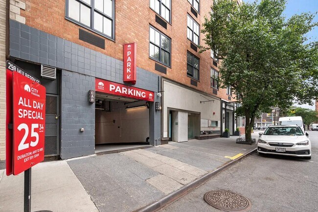 Building Photo - 298 Mulberry St