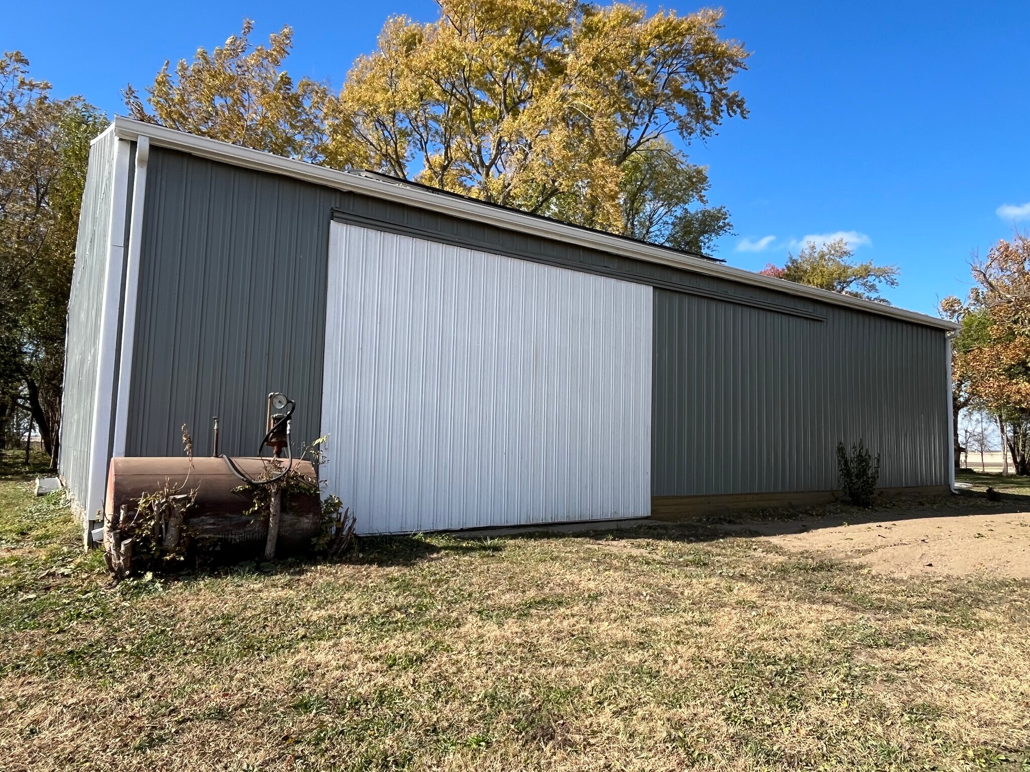 Building Photo - 14044 Strawn Rd