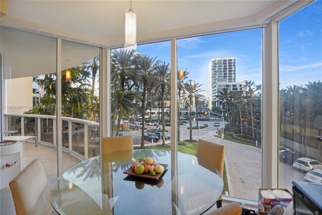 Building Photo - 17555 Collins Ave