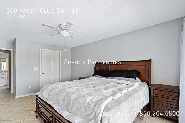 Building Photo - 300 Yacht Club Dr