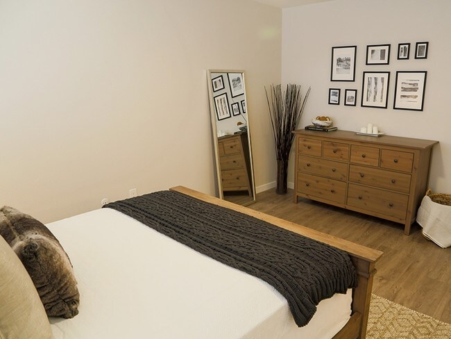 Building Photo - 16635 Yukon Ave