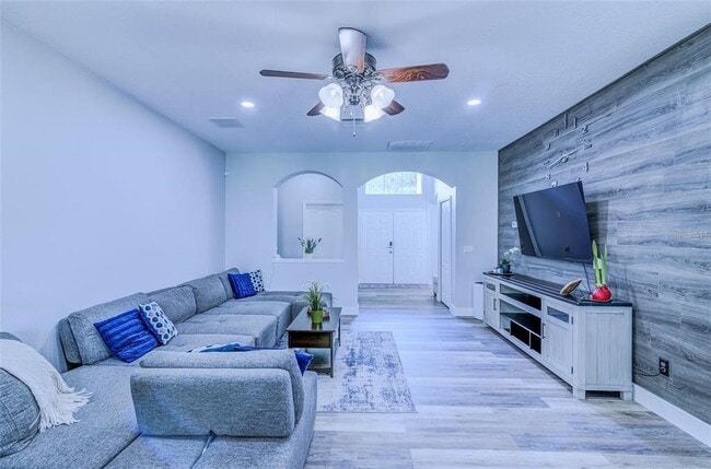 Building Photo - 12715 Moss Park Ridge Dr