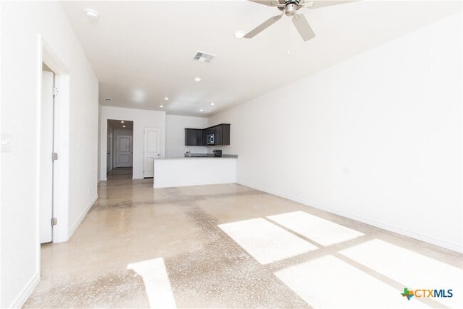 Building Photo - 1301 Concord Dr
