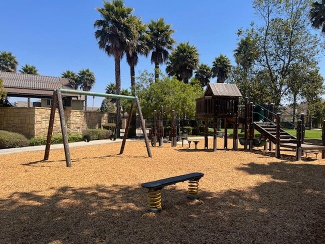 Building Photo - Now Available – 4 Bedroom, 2.5 Bathroom Ho...