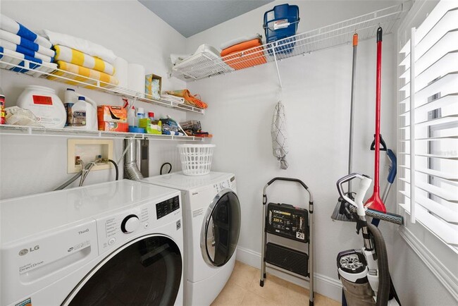 Building Photo - 2211 Soho Bay Ct