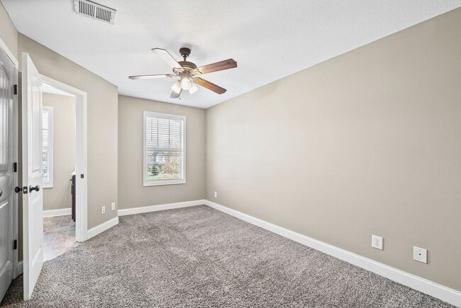 Building Photo - Pet Friendly Two Bedroom!