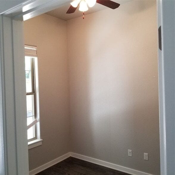 Building Photo - 2359 W Houston St