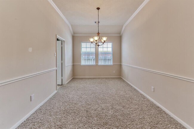 Building Photo - 6511 Lavender Bend Ln