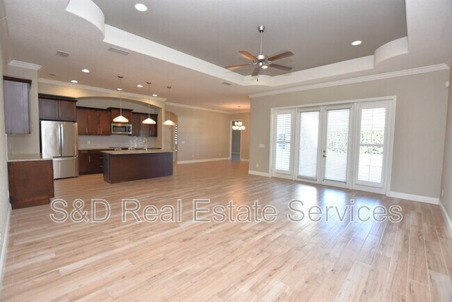 Building Photo - 6986 Highlands Creek Ave