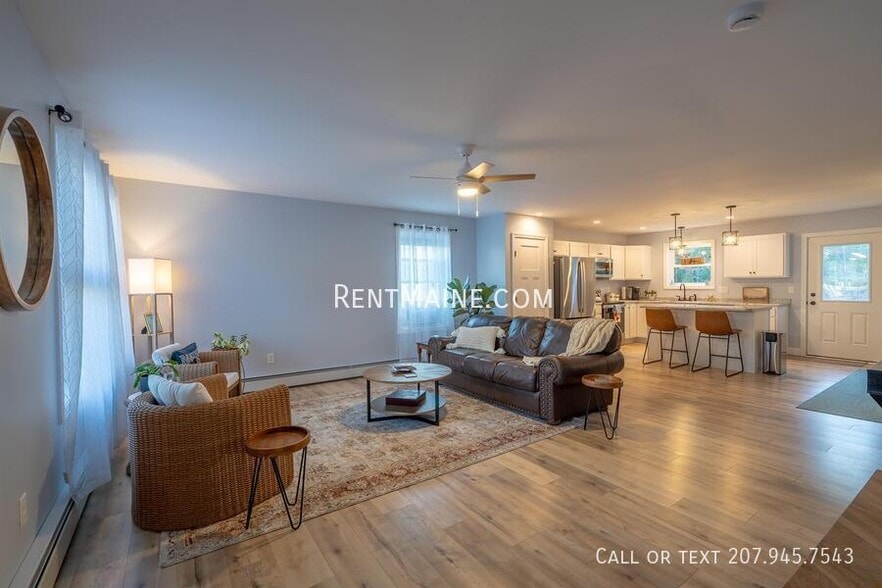 Building Photo - 21 Wildwood Dr