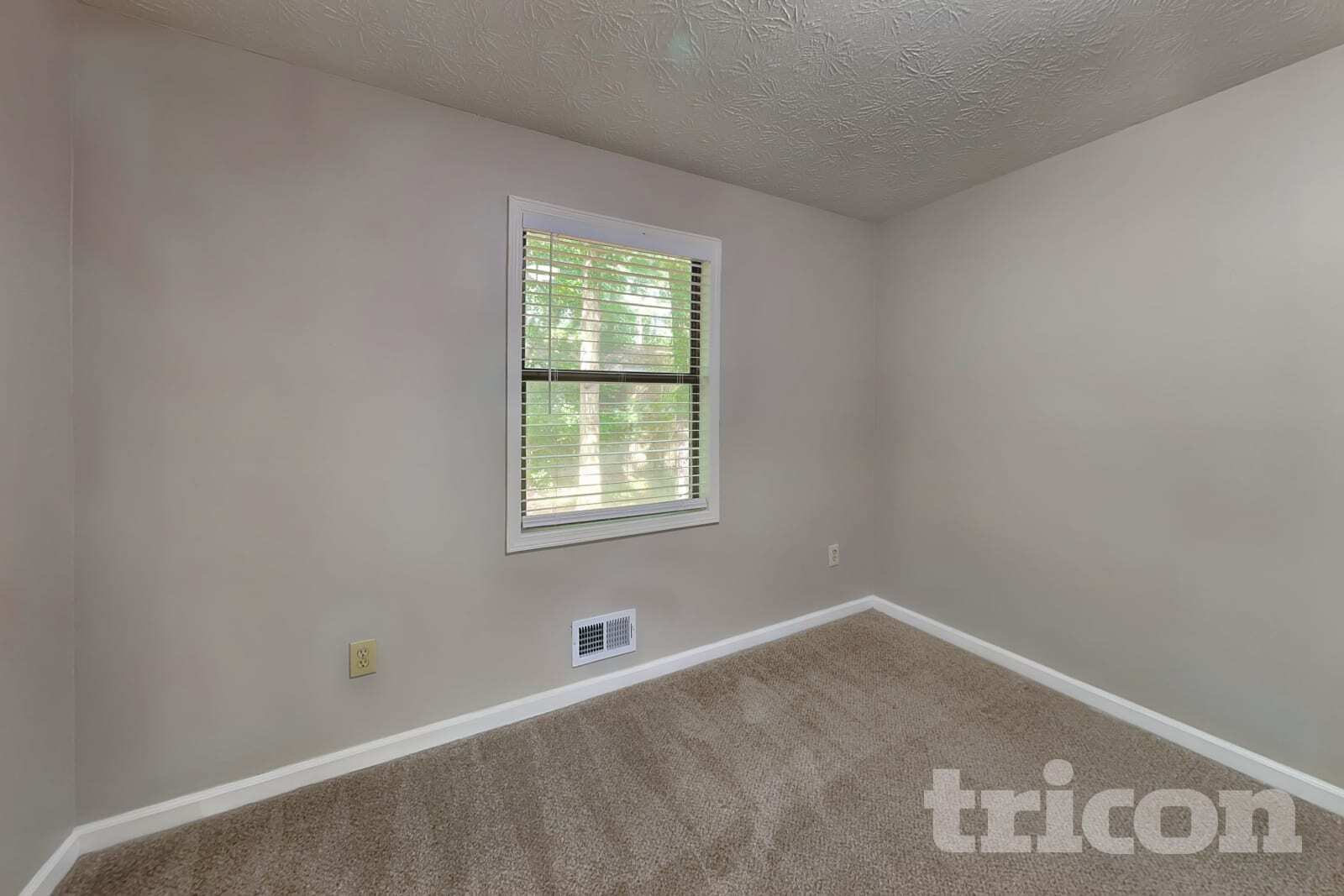 Building Photo - 4251 Cary Dr SW