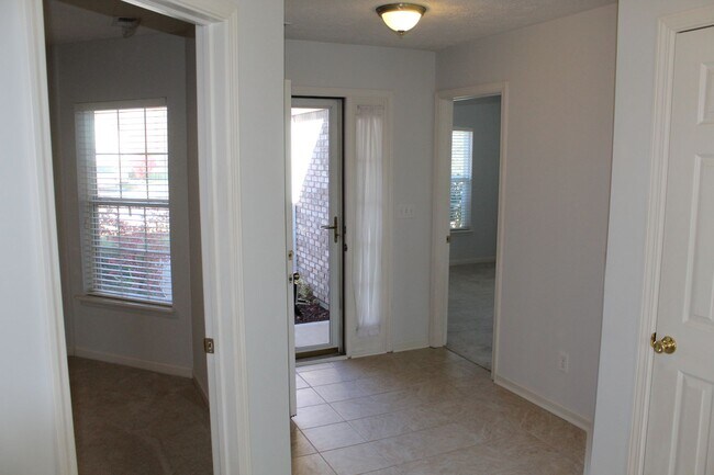 Building Photo - Beautiful Ranch Home in Brownsburg!