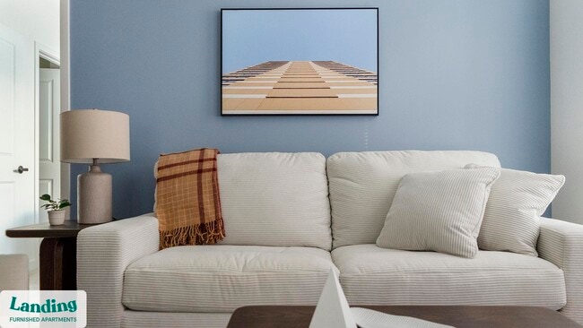 Building Photo - 650 N Main St