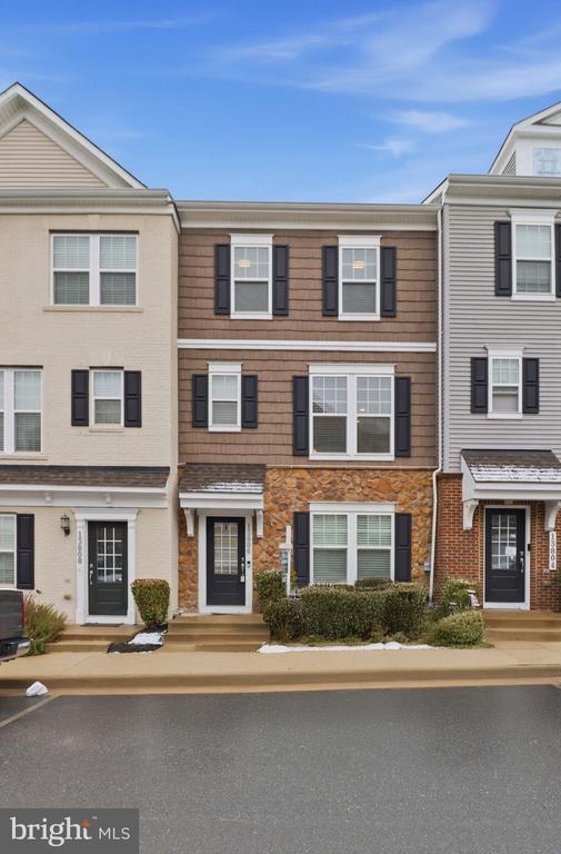 Building Photo - 13806 Litespeed Way