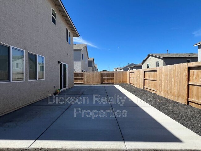 Building Photo - 8923 Wolf Moon Dr