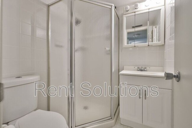 Building Photo - 801 83rd Ave N