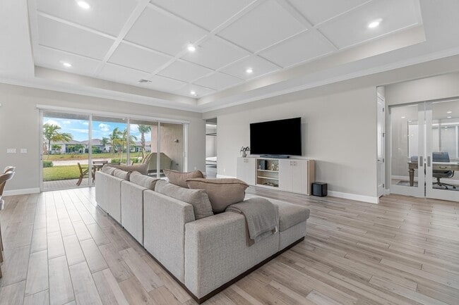 Building Photo - 12272 Waterstone Cir