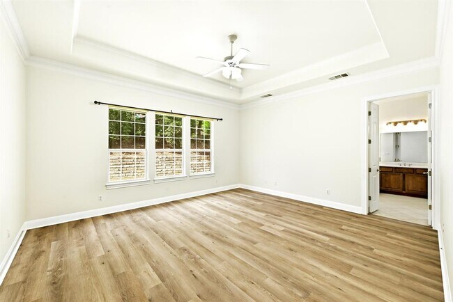 Building Photo - 201 Varco Dr