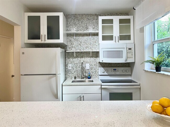 Building Photo - 508 Antioch Ave