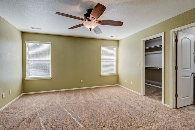 Building Photo - 5 bedroom single family home in Castle Rock.