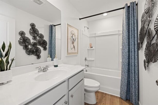 Building Photo - 2775 Lou Lou Ln