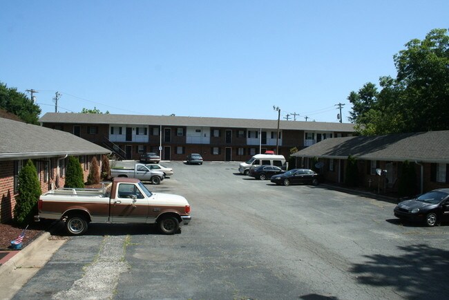 Building Photo - 115 Florence St