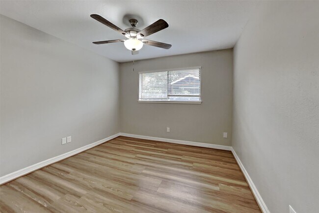 Building Photo - 6214 Arcadian Shores Dr