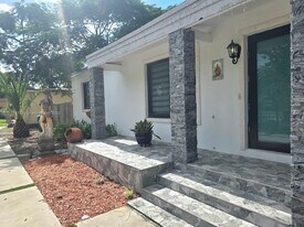 Building Photo - 14900 NW 9th Ct