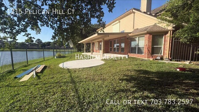 Building Photo - 1215 Pelican Hill Dr