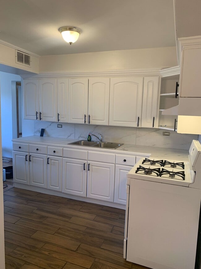 Building Photo - 7021 100th St